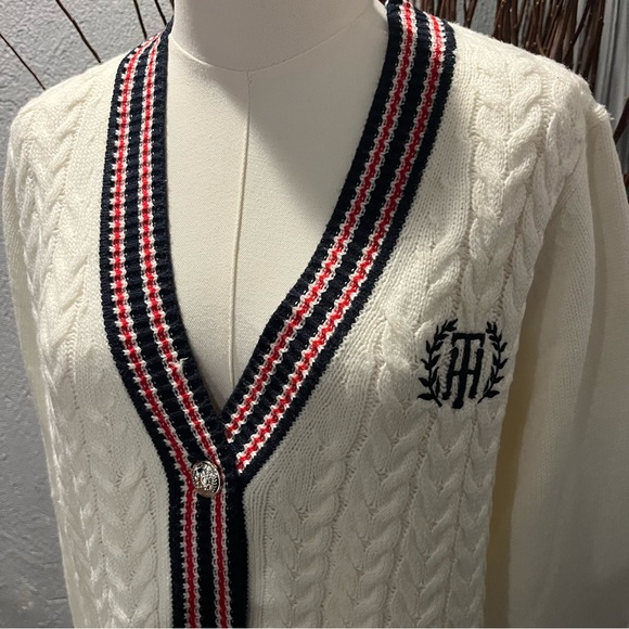 🍒TOMMY HILFIGER CREAM CABLE KNIT VARSITY CARDIGAN SIZE LARGE🍒 - Picture 3 of 8